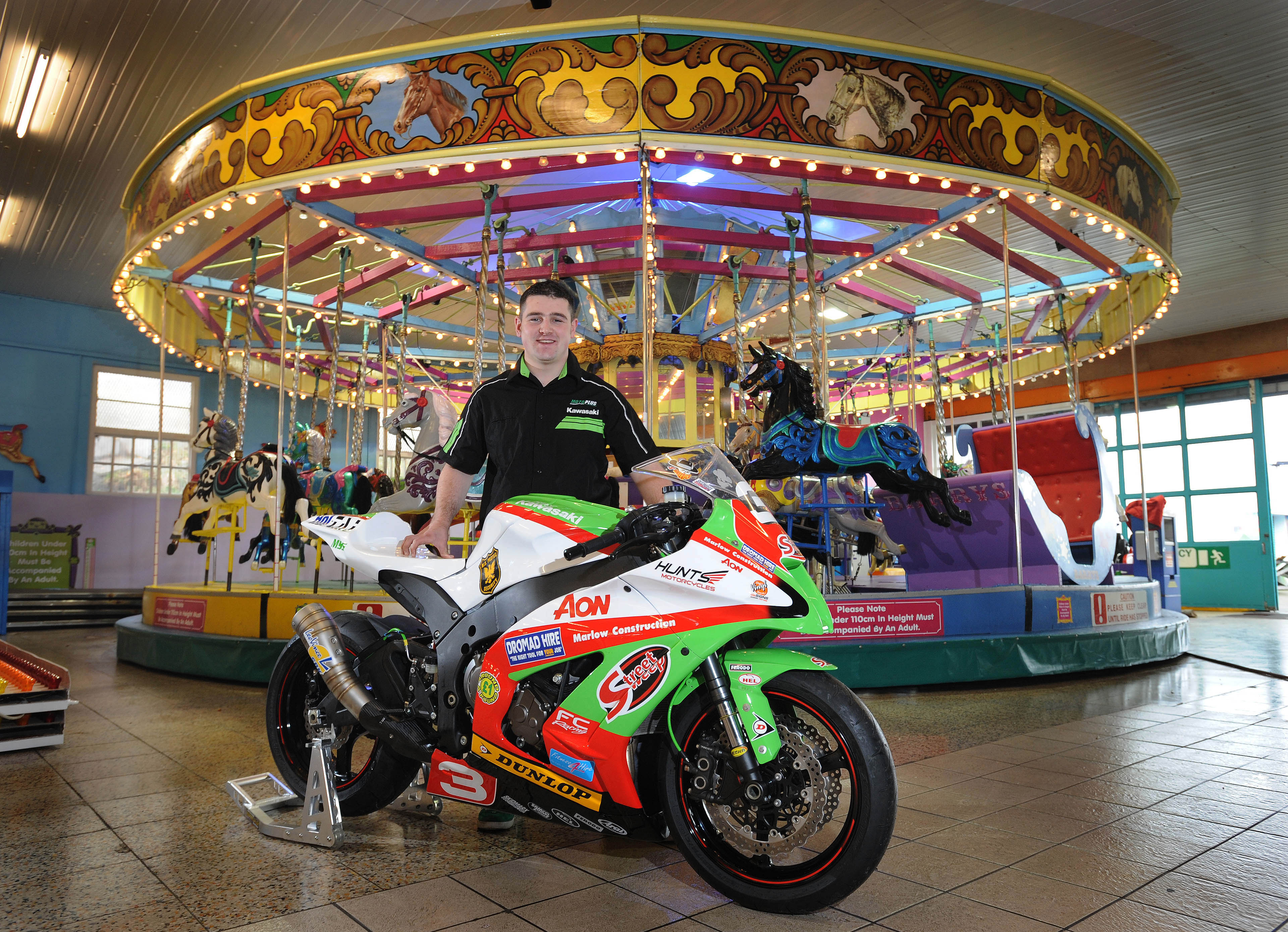 マイケル Michael Dunlop targets 'big bike' wins with PBM-prepared Kawasaki